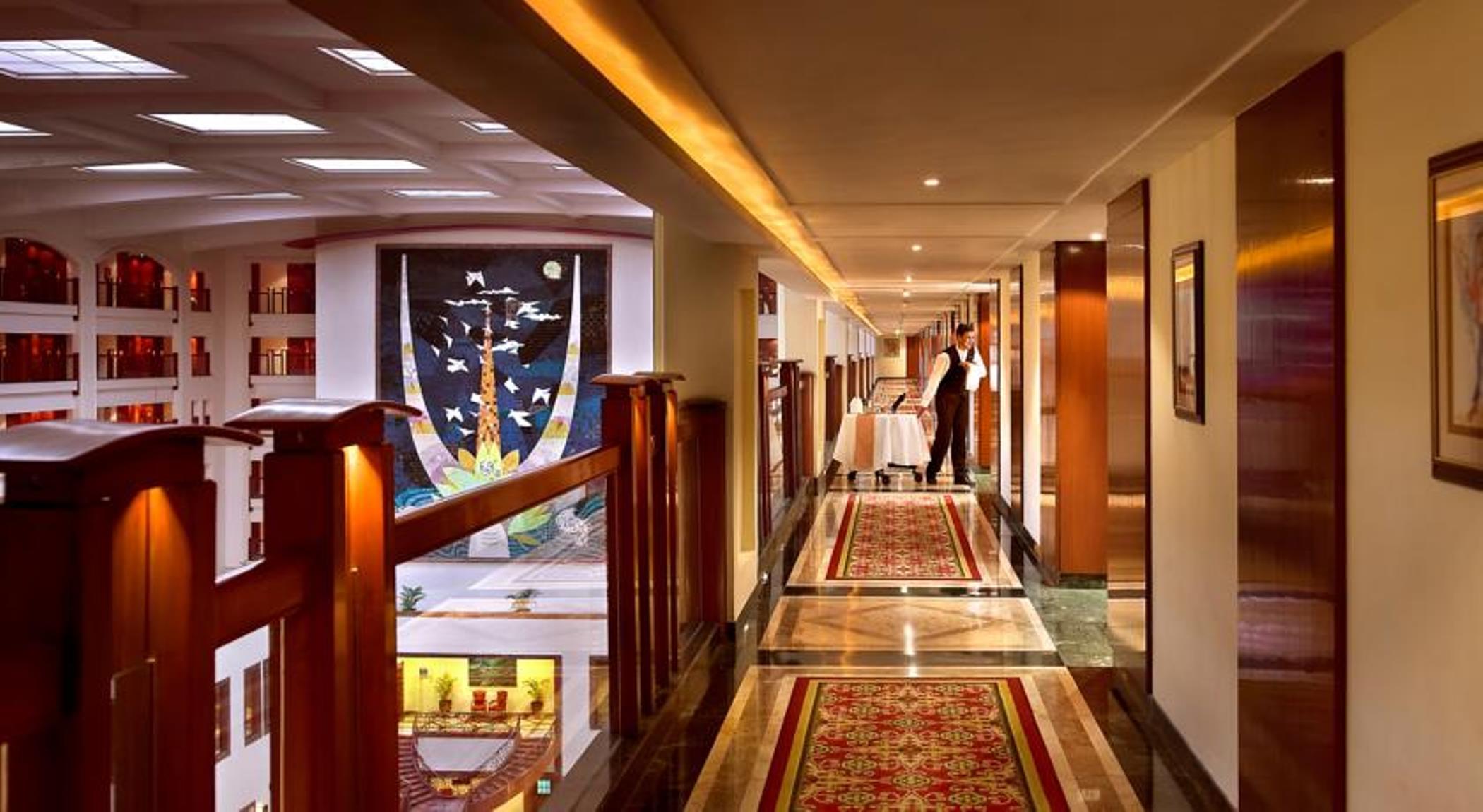 The Lalit Mumbai Ξενοδοχείο Εξωτερικό φωτογραφία Interior of the hotel