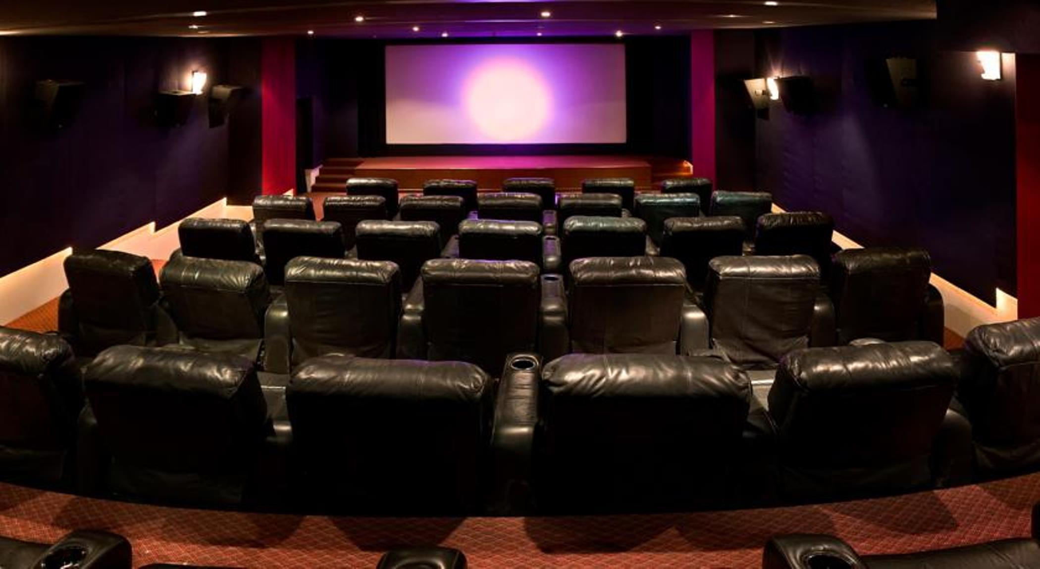 The Lalit Mumbai Ξενοδοχείο Εξωτερικό φωτογραφία A home theater