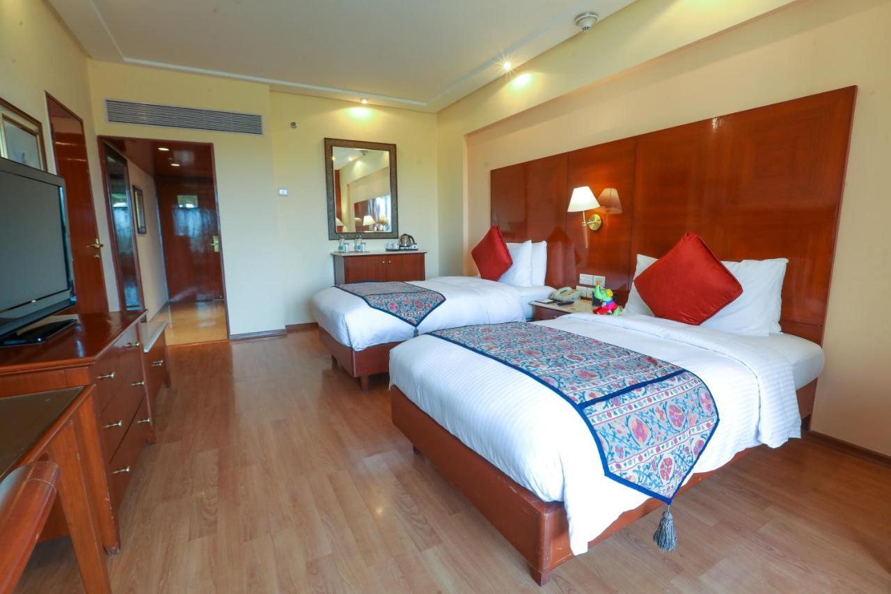 The Lalit Mumbai Ξενοδοχείο Εξωτερικό φωτογραφία Deluxe Room