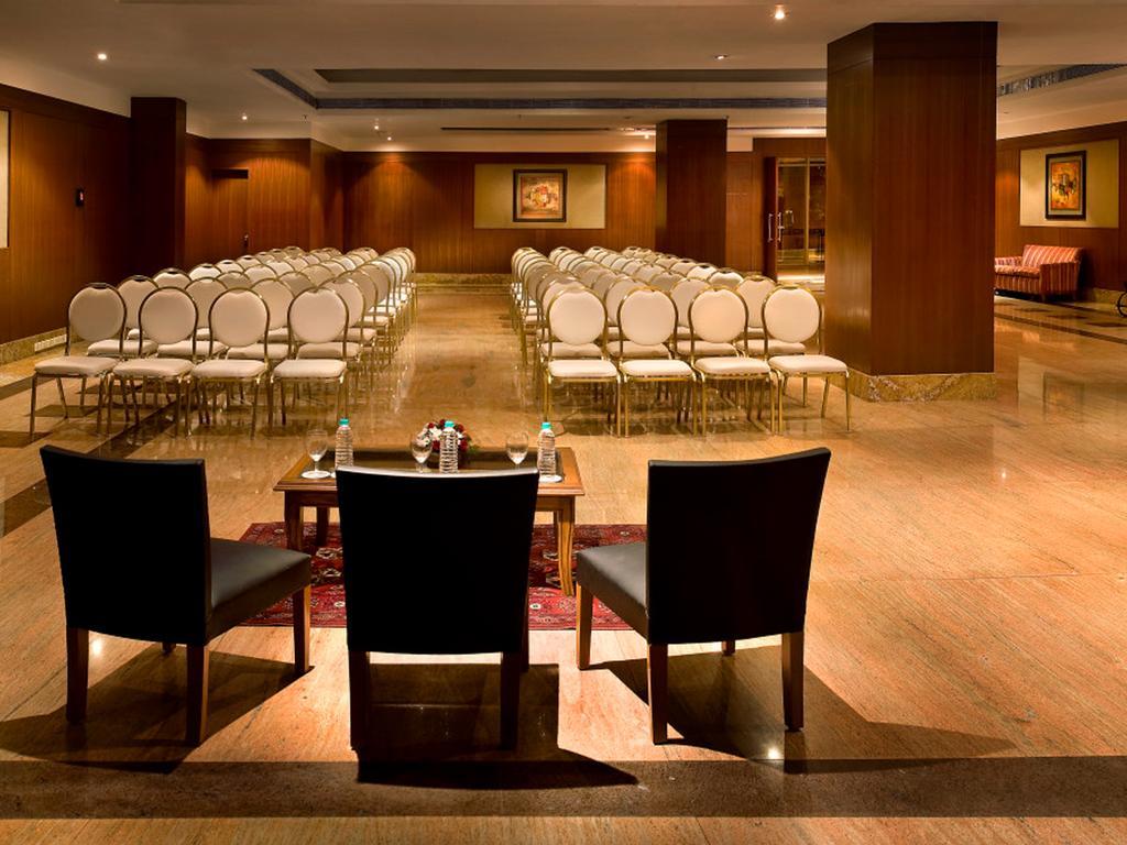 The Lalit Mumbai Ξενοδοχείο Εξωτερικό φωτογραφία The Royal